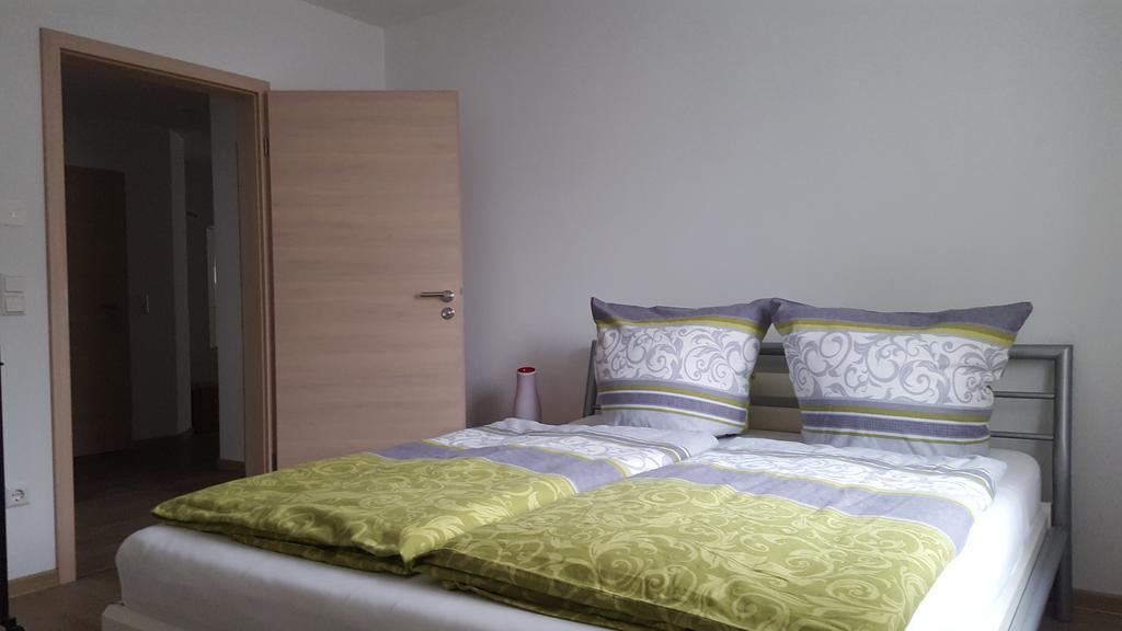 Apartment Falvig Inkl. Kueche Bad Schonborn Exterior foto